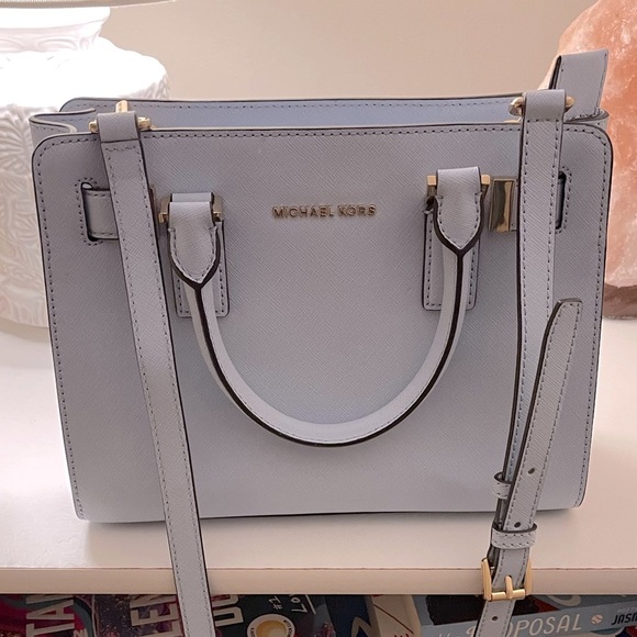 Michael Kors crossbody bag - Picture 1 of 7